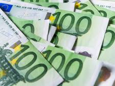Geen polonaise in gangen gemeentehuis nu Staphorst ruim 5 miljoen euro over heeft gehouden 