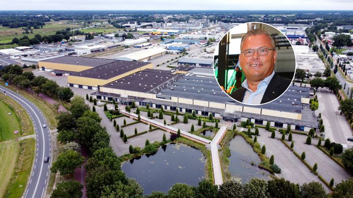 Jeroen van Hooff is CEO van de Evenementenhallen in Hardenberg. Daar wordt over anderhalve week na anderhalf jaar corona weer een beurs gehouden. ,,Dat wachten leek wel een eeuwigheid te duren.”