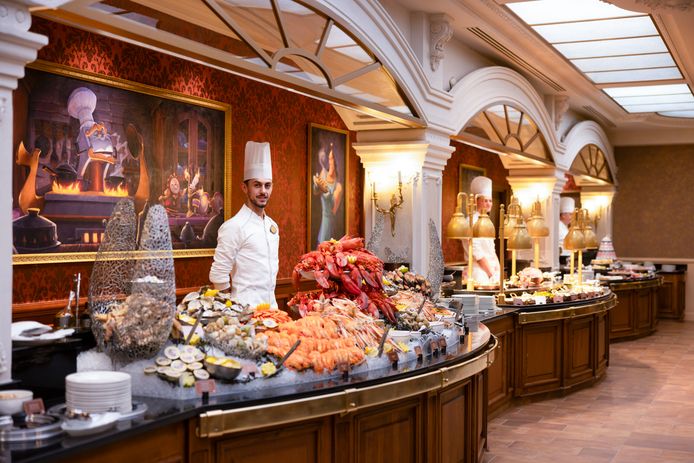 Buffetrestaurant 'Royal Banquet' beschikt over een grote oester- en zeevruchtenbar