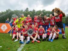 Schaal voor Beloften PSV Vrouwen; jeugdige talenten maken indruk met fris en frivool voetbal