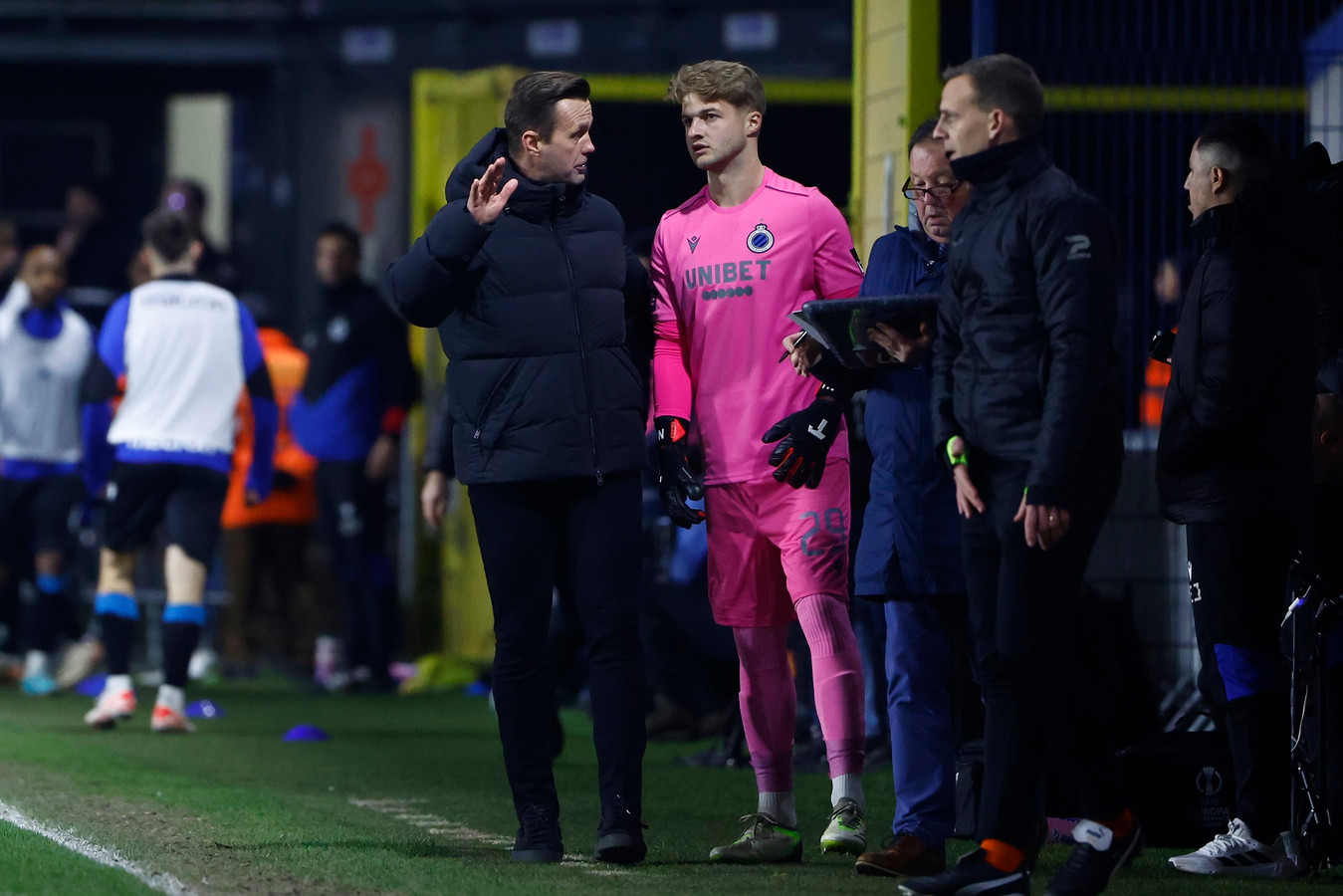 Extra domper voor Club: Mignolet loopt scheurtje in hamstrings op en ...