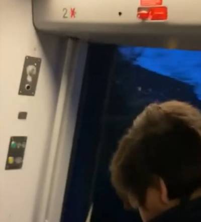 VIDEO. Trein rijdt met open deuren tussen Waregem en Kortrijk