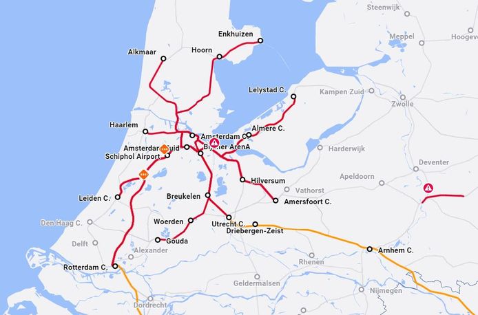 De verstoring van het treinverkeer rond Amsterdam om 10.30 uur.
