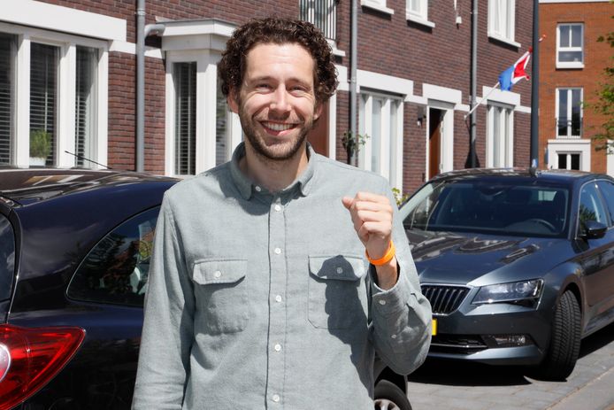 Joris Jan Voermans met het oranje polsbandje.