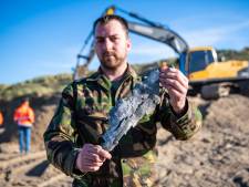 Grote operatie: hoe deze bom uit WOII (met doffe klap) onschadelijk wordt gemaakt