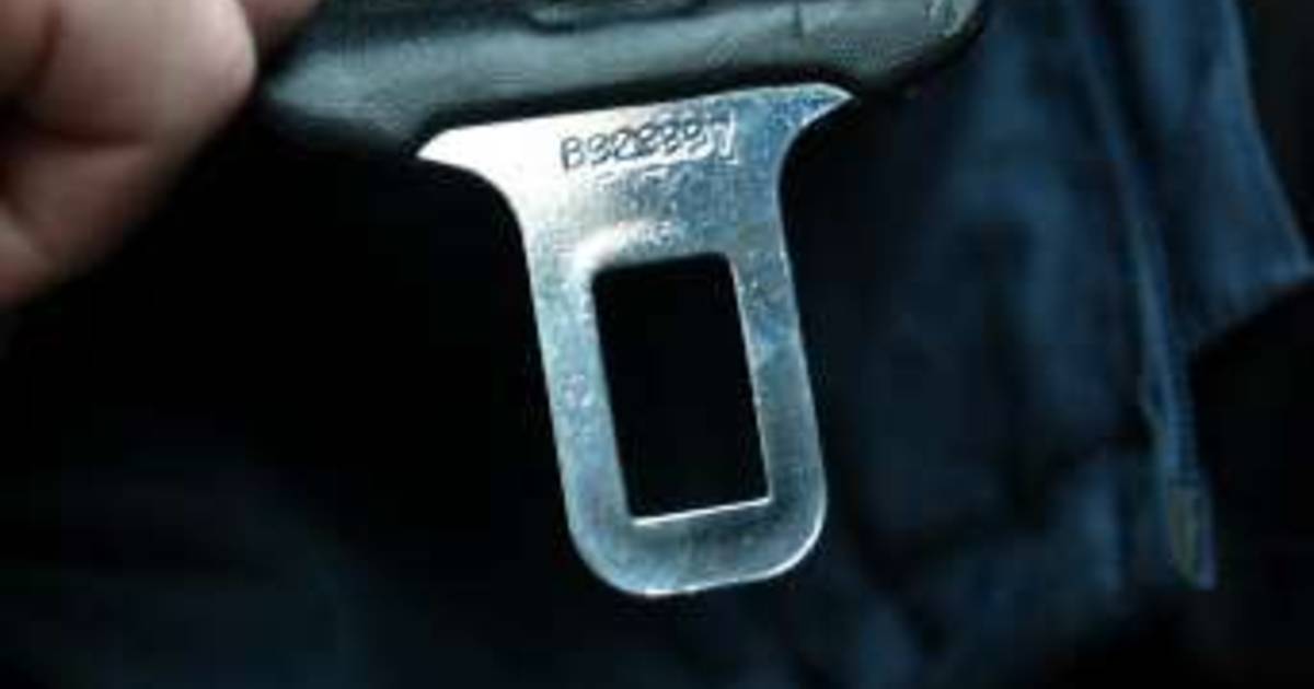 Helft inzittenden zonder gordel in levensgevaar aan 30km/u Binnenland