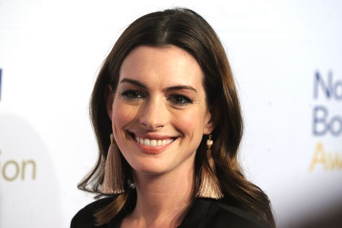 Anne Hathaway attends the 68th National Book Awards at Cipriani Wall Street on November 15, 2017 in New York City.

Anne Hathaway