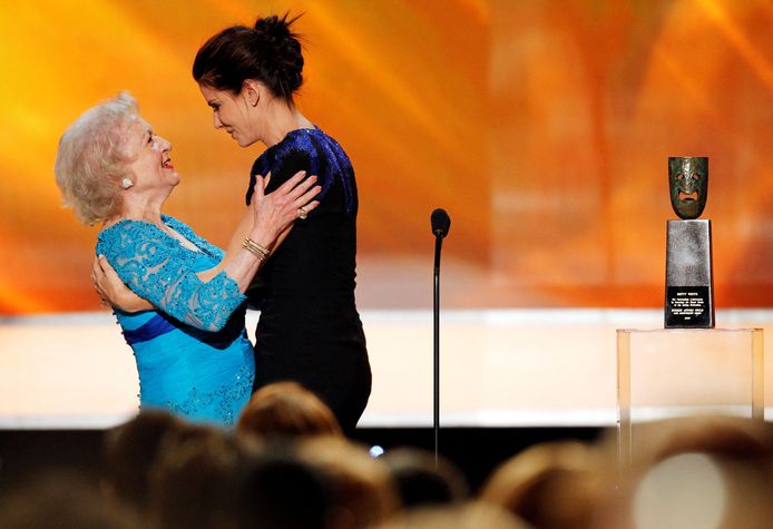 Betty White was samen met Sandra Bullock te zien in ‘The Proposal’.