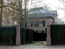 In het chique Wassenaar koop je een luxe villa nog ónder de vraagprijs