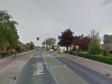 ‘Asomobilisten’ negeren afzetting en rijden fietsers bijna van de Heulweg in Kwintsheul