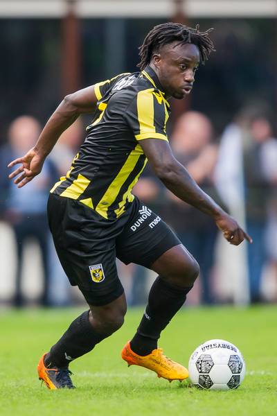 Vitesse-aanwinst heeft heimwee naar Londen