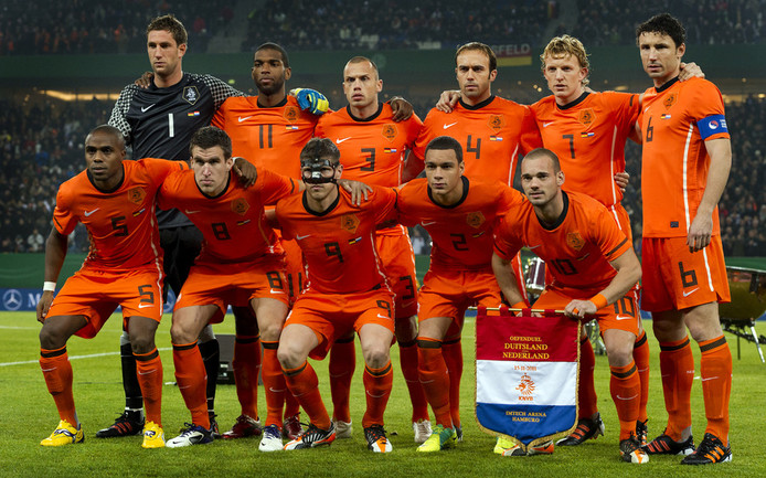 Duitsland Hijgt Oranje In De Nek Na Pak Slaag In Hamburg