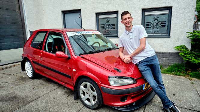 Martijn (23) bouwt zijn ‘leeftijdsgenoot’ om zodat hij er mee kan racen: ‘Onderdelen voor een prikkie gekocht’