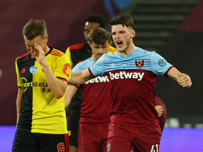 Declan Rice viert de zege op Watford.