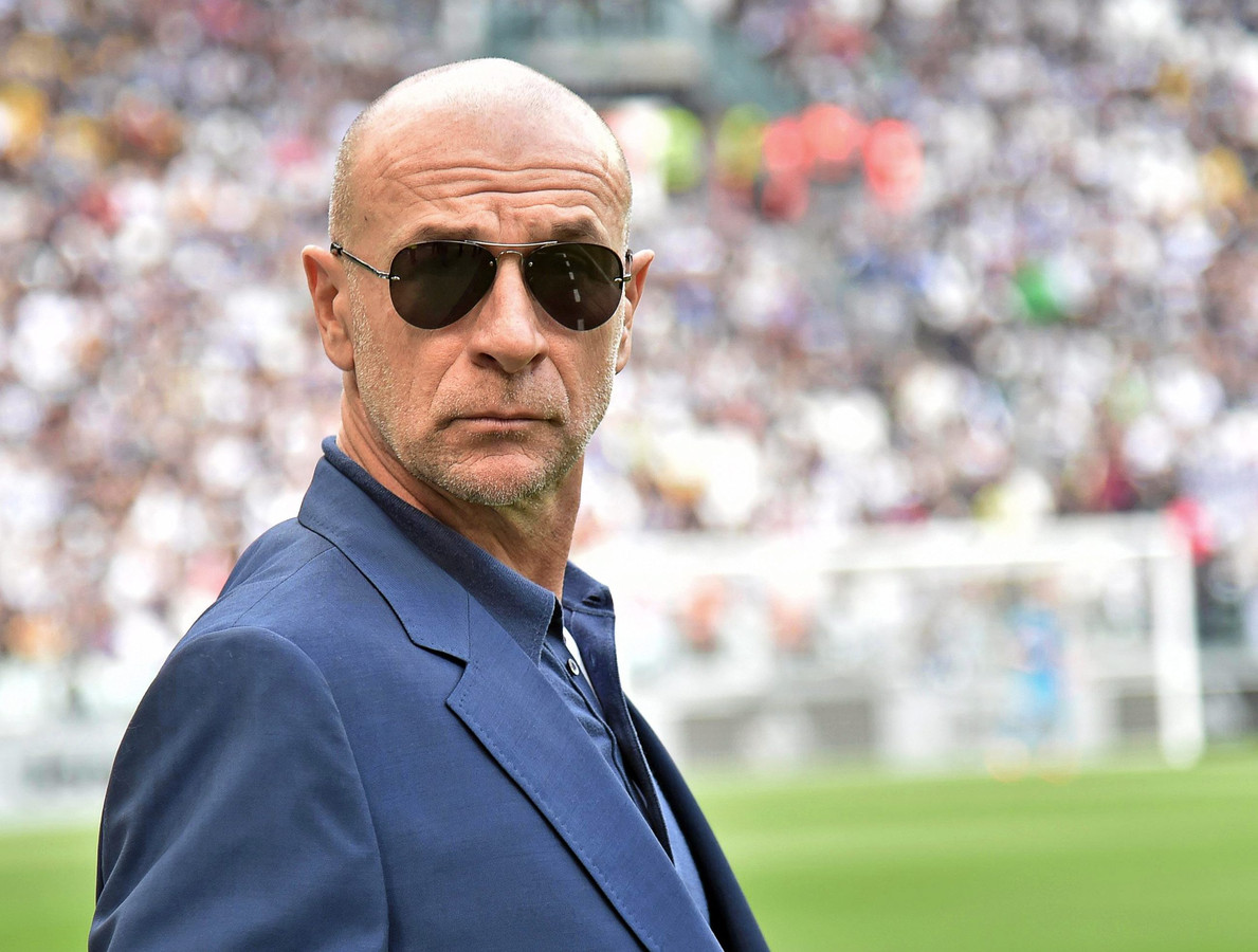 Alleen deze twee clubs versleten ooit méér trainers in een seizoen dan