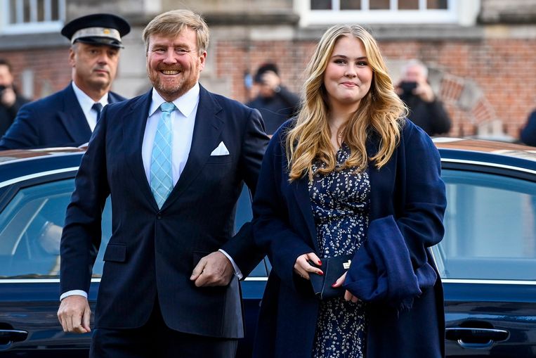 Koning Willem-Alexander en prinses Amalia. Beeld Brunopress/Patrick van Emst