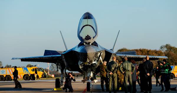 Foutje met blusschuim blijft zonder gevolgen: F-35 is schadevrij - AD.nl