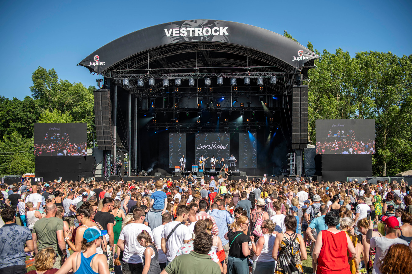 Vestrock maakt namen bekend Wolfmother, Within Temptation en Suzan