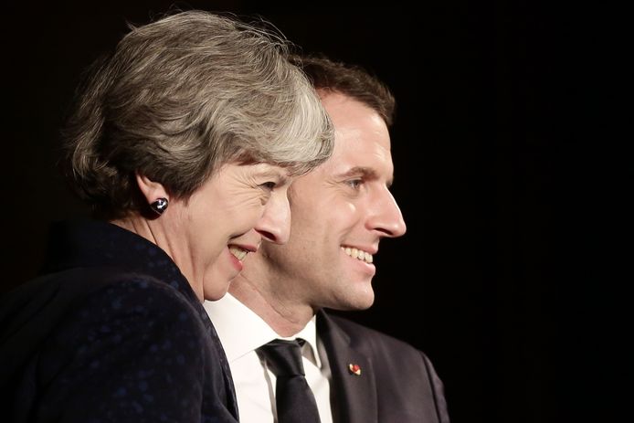 De Franse president Emmanuel Macron (rechts) en de Britse premier Theresa May.