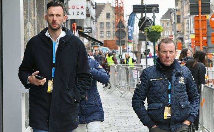 Dwars door Vlaanderen: start in Roeselare. Tomas Van Den Spiegel (links) - CEO - FLANDERS CLASSICS