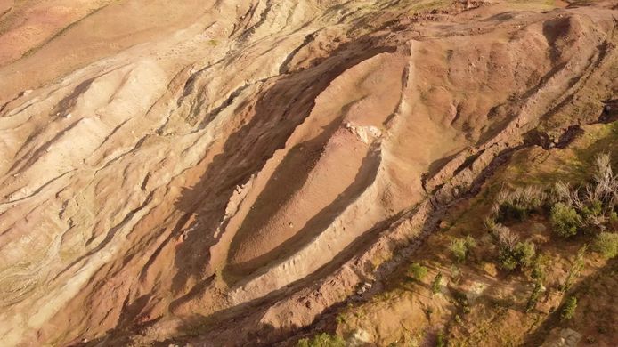 Hoewel het dateringsonderzoek aantoont dat er 5.000 jaar geleden menselijke activiteit plaatsvond, is het volgens de onderzoekers nog niet mogelijk om te bevestigen dat het “Araratgebergte” de effectieve rustplaats is.