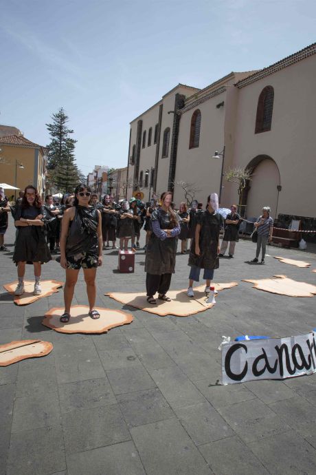 Hongerstaking en demonstratie tegen massatoerisme op Canarische Eilanden