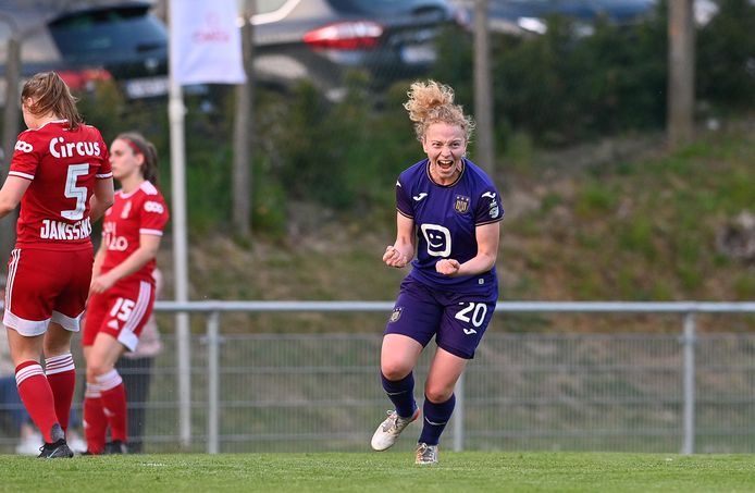 RSC ANDERLECHT VS OHL Charlotte Tison (20) of Anderlecht and