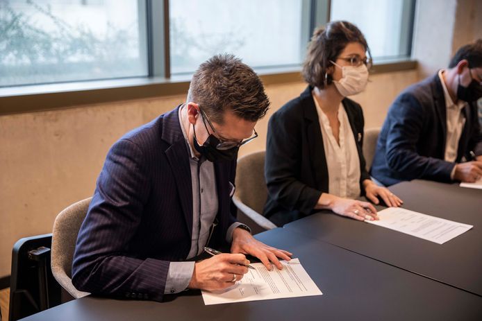 Ondertekenen samenwerkingsovereenkomst 'Samen sterk voor lokaal werk in 2020-2025.'