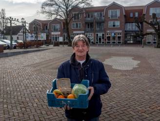 Wekelijkse boerenmarkt niet in Bergen op Zoom maar Woensdrecht: ‘Voor de sfeer en een tas verse groenten’