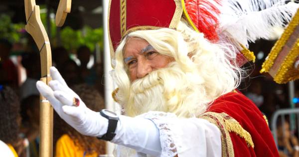 Geen Sinterklaas Meer Op Curacao Maar Alternatief Kinderfeest Buitenland Ad Nl