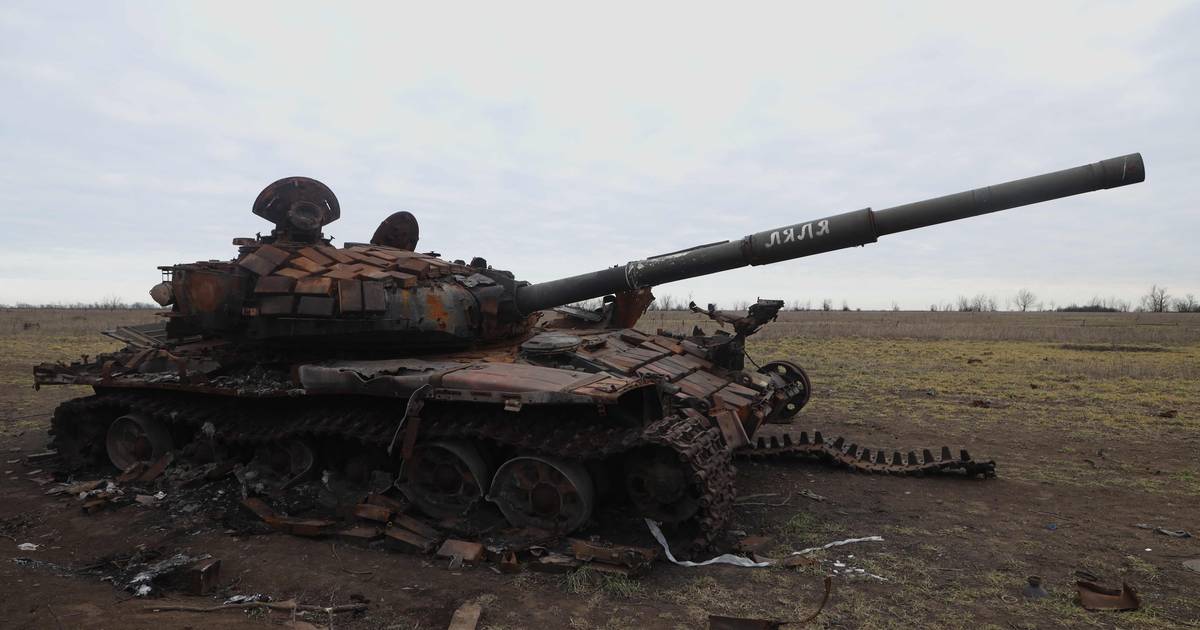 Secondo quanto riferito, la Russia ha perso 2.600 carri armati e 4.900 altri veicoli corazzati in Ucraina |  Guerra in Ucraina