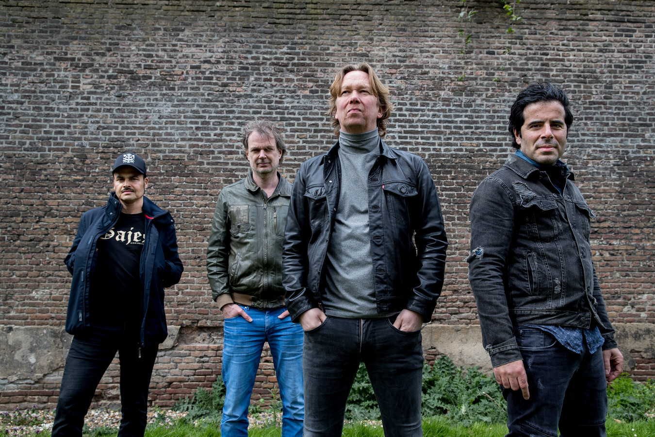 Band Van Dik Hout viert 30jarig jubileum in AFAS Live met ‘grootse show’ Foto bd.nl