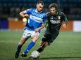 Danny Verbeek (links) twee weken geleden in actie in de gewonnen thuiswedstrijd van FC Den Bosch tegen FC Dordrecht (3-1).