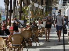 Bewusteloze Britse vrouw (50) midden op straat verkracht tijdens vakantie op Mallorca
