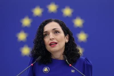 EU straft Kosovo vanwege aanhoudende spanningen met Servië