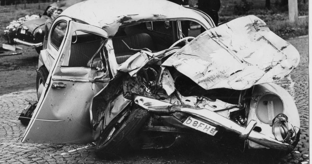 RECONSTRUCTION.  Drive as fast as you wanted, without a seat belt and on 10 pints: 1972, with 3,101 road fatalities, the blackest year ever on Belgian roads |  Interior