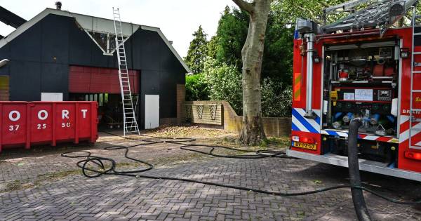 Brand in schuur Langeweg: ontstaan tijdens werkzaamheden | Moerdijk - BN DeStem
