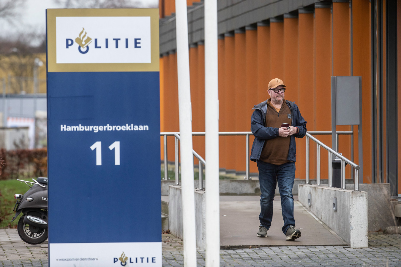 Waar is de vader van baby Sem? Grote ‘doorbraakzaak’ lijkt nu vooral vast te lopen Foto AD.nl