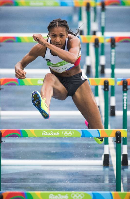 La Jeunesse Difficile De Nafi Thiam Ce N Etait Pas Facile Tous Les Jours Home 7sur7 Be