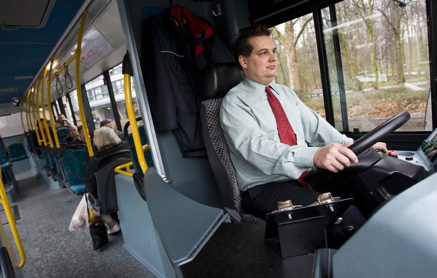 Moet een buschauffeur ook een gordel