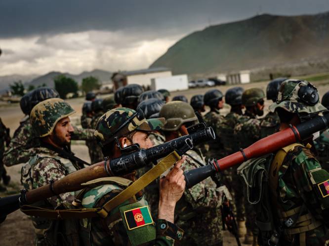 Gevechten tussen taliban en Afghaanse troepen in provinciehoofdsteden