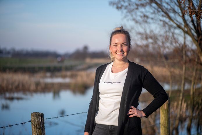 Anne Dannenberg uit Rijssen zoekt naar een geschikte woonplek in haar gemeente.