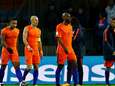 Nederlandse pers snoeihard voor Oranje: "Nederland zal min of meer opnieuw moeten leren voetballen" 