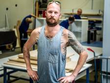 'Zou zonde zijn om mijn droombaan te missen vanwege die tattoos'