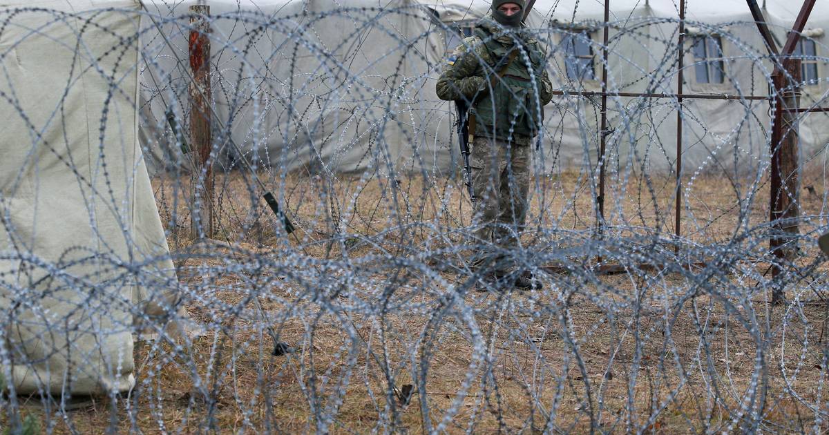 Le guardie di frontiera ucraine ottengono equipaggiamento militare e usano la forza fisica |  All’estero