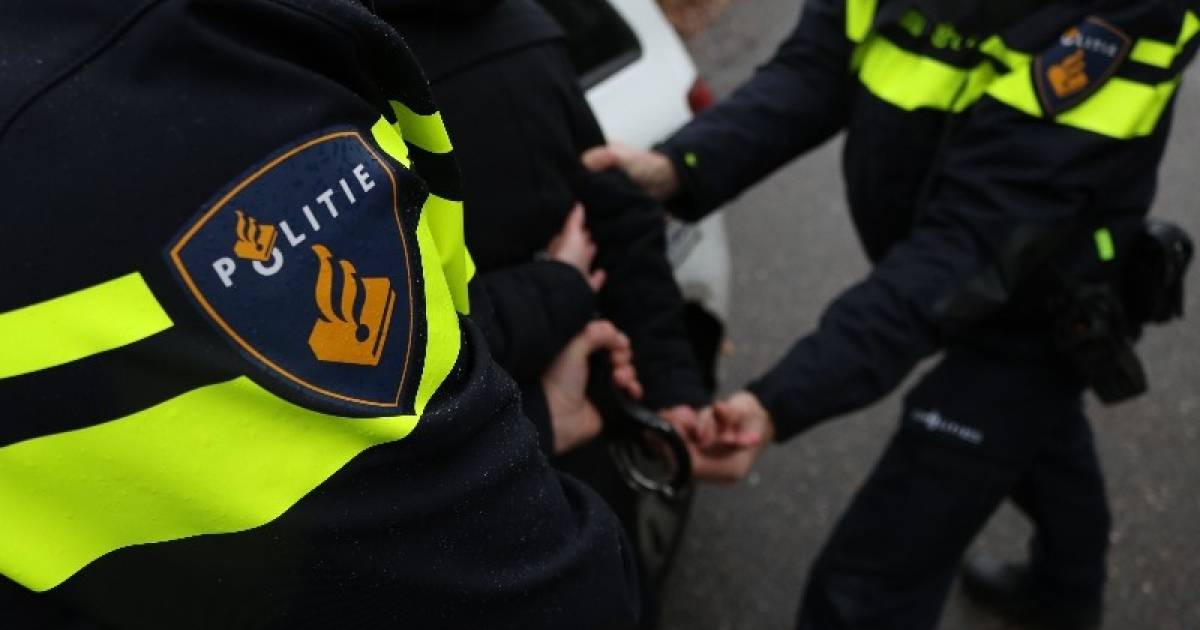 Man opgepakt voor brandstichting bedrijfsverzamelgebouw Almere.
