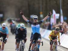 Max Kroonen uit Diepenveen boekt eerste internationale zege in tweede etappe Olympia’s Tour