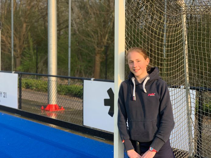 Eloïse Aerts bij Hockeyclub Merode in Grimbergen
