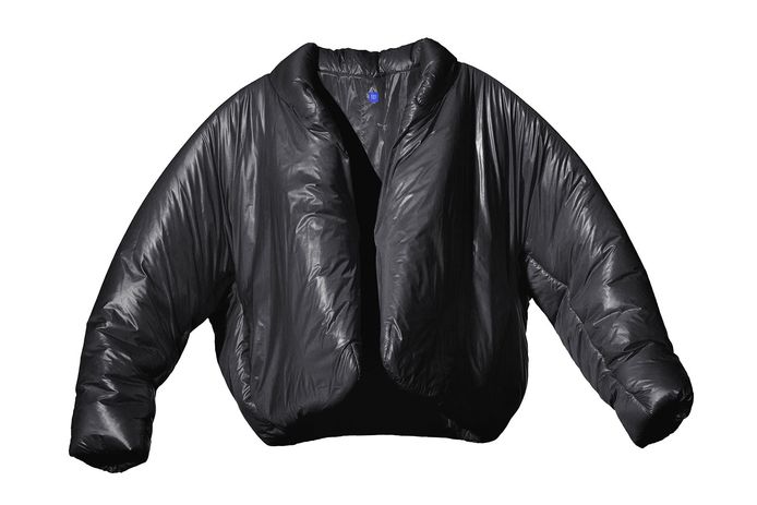 nicht jongen lichtgewicht Kanye West brengt een nieuwe jas uit met kledingketen Gap | Mode & Beauty |  hln.be