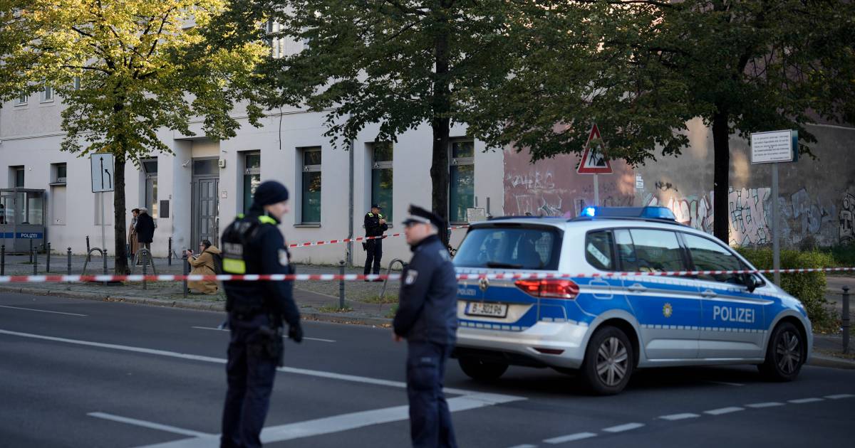 Massive Schlägerei in deutscher Schule nach Schlägerei um Ball: Medizinische Versorgung für 49 Menschen |  Im Ausland